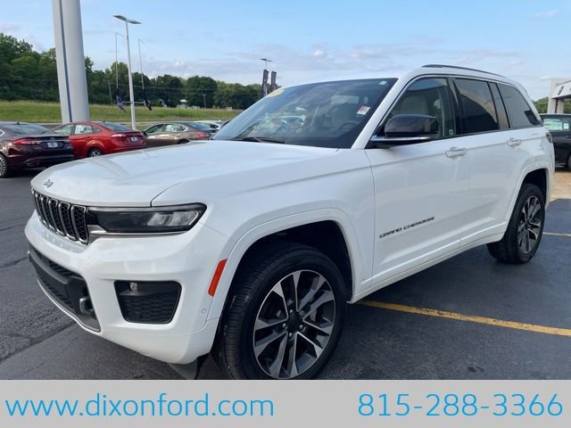Used 2023 Jeep Grand Cherokee Overland image 3