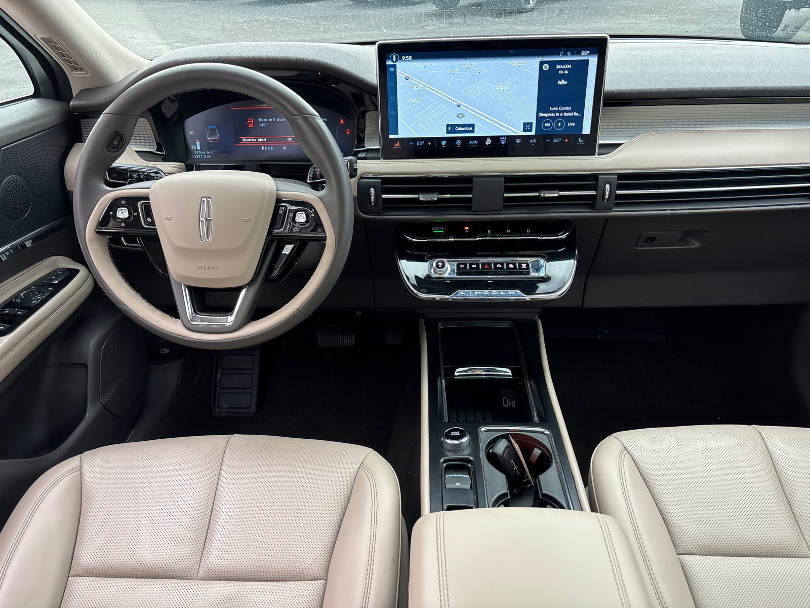 Certified 2024 Lincoln Corsair AWD w/ Equipment Group 101A image 29