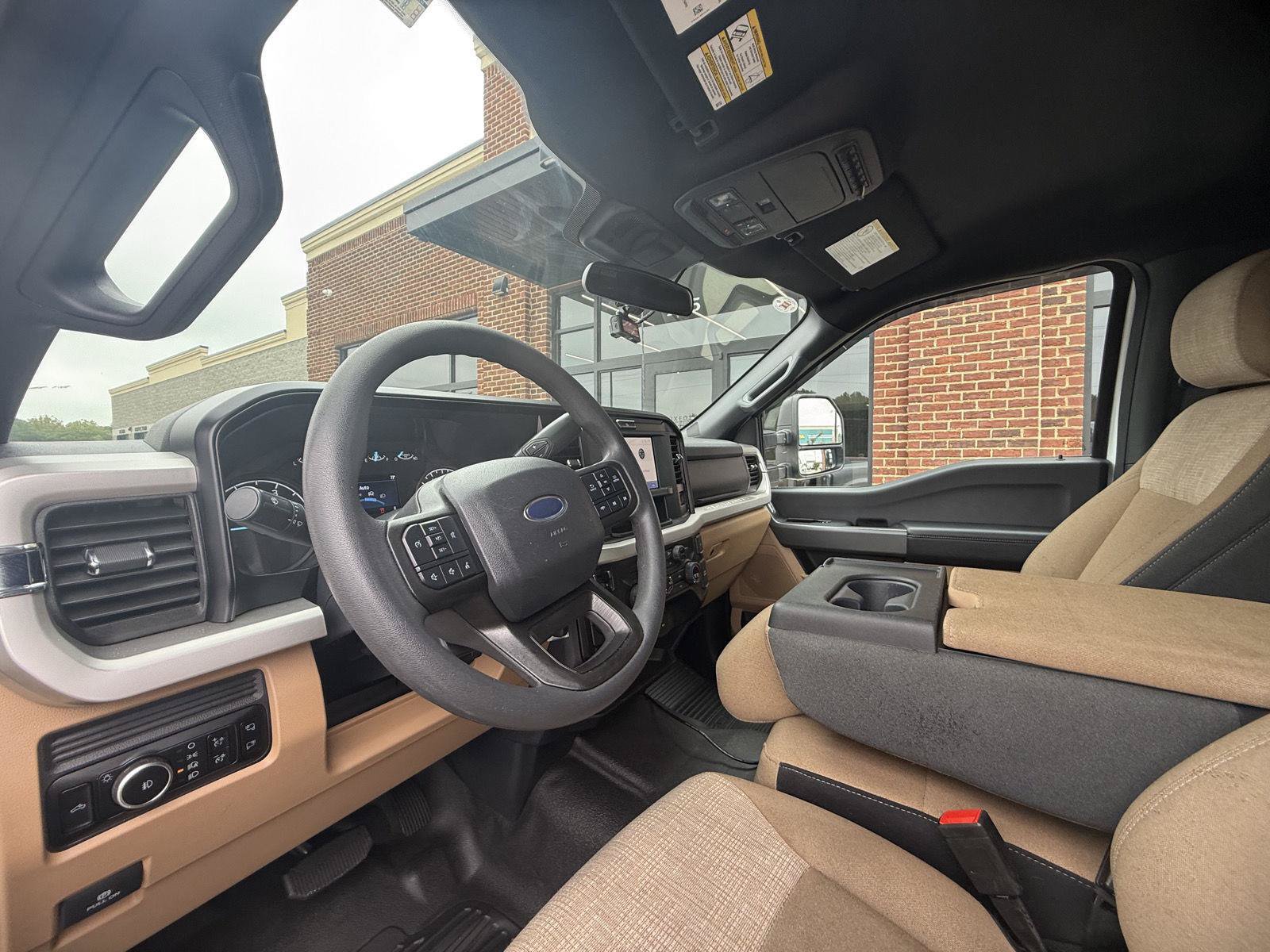 Used 2025 Ford F450 XLT AWD/4WD image 22