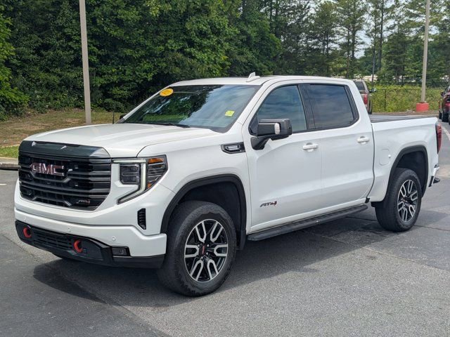 Used 2023 GMC Sierra 1500 AT4 w/ AT4 Premium Package AWD/4WD image 3