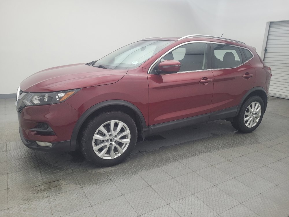 Used 2021 Nissan Rogue Sport SV image 2