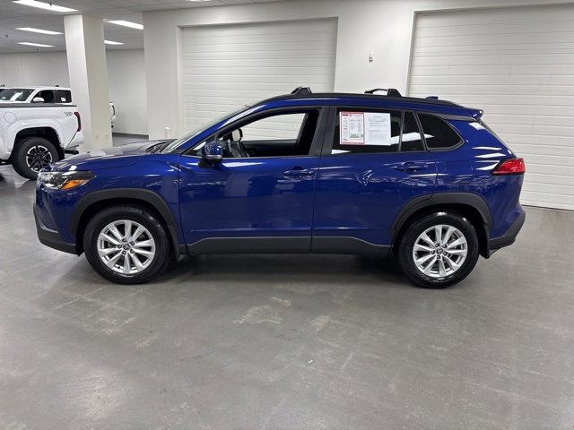 Certified 2024 Toyota Corolla Cross LE image 4