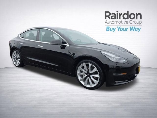 Used 2020 Tesla Model 3 Standard Range Plus image 1
