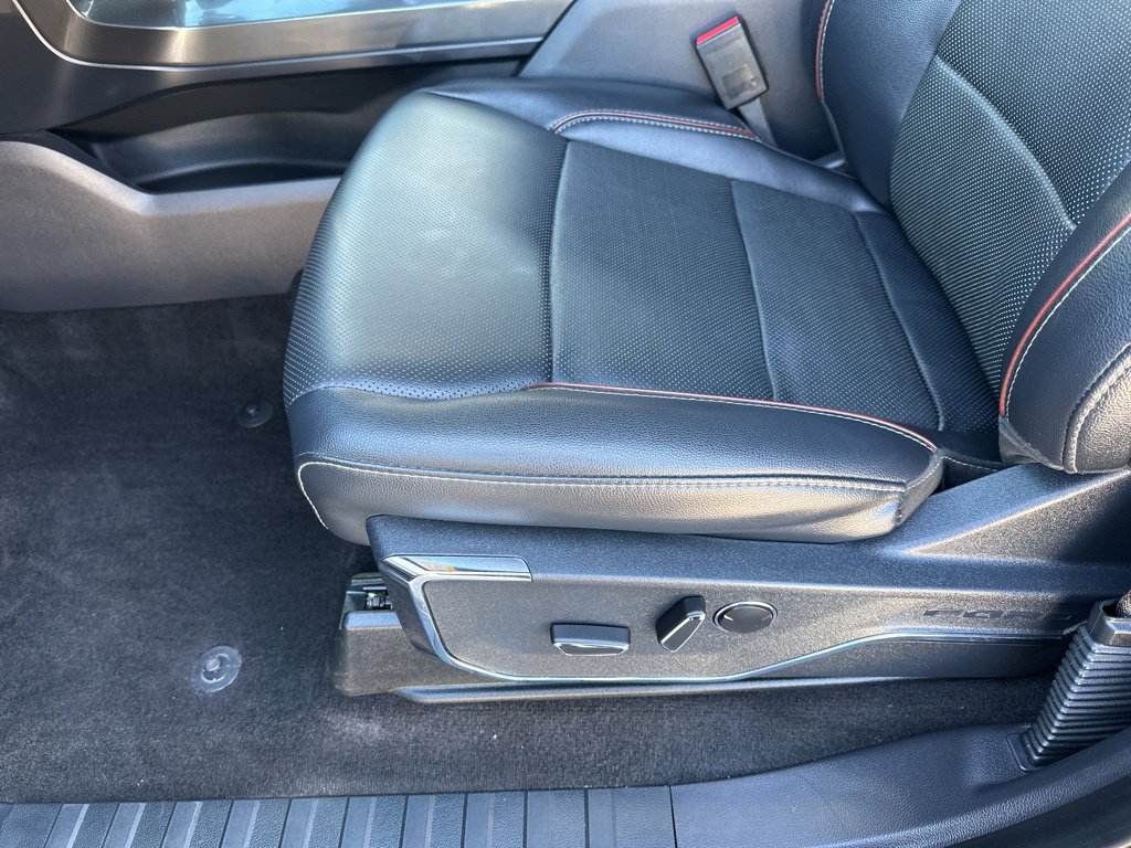 Used 2023 Ford F150 Lariat w/ Equipment Group 502A High AWD/4WD image 19