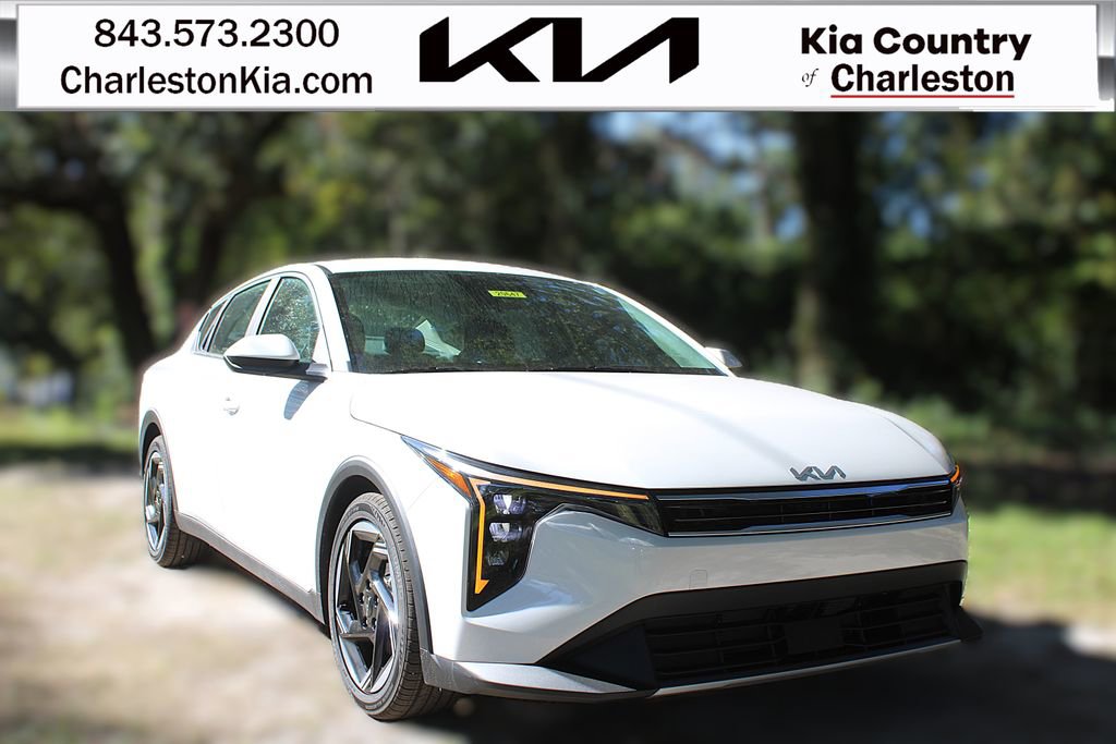 New 2025 Kia K4 EX