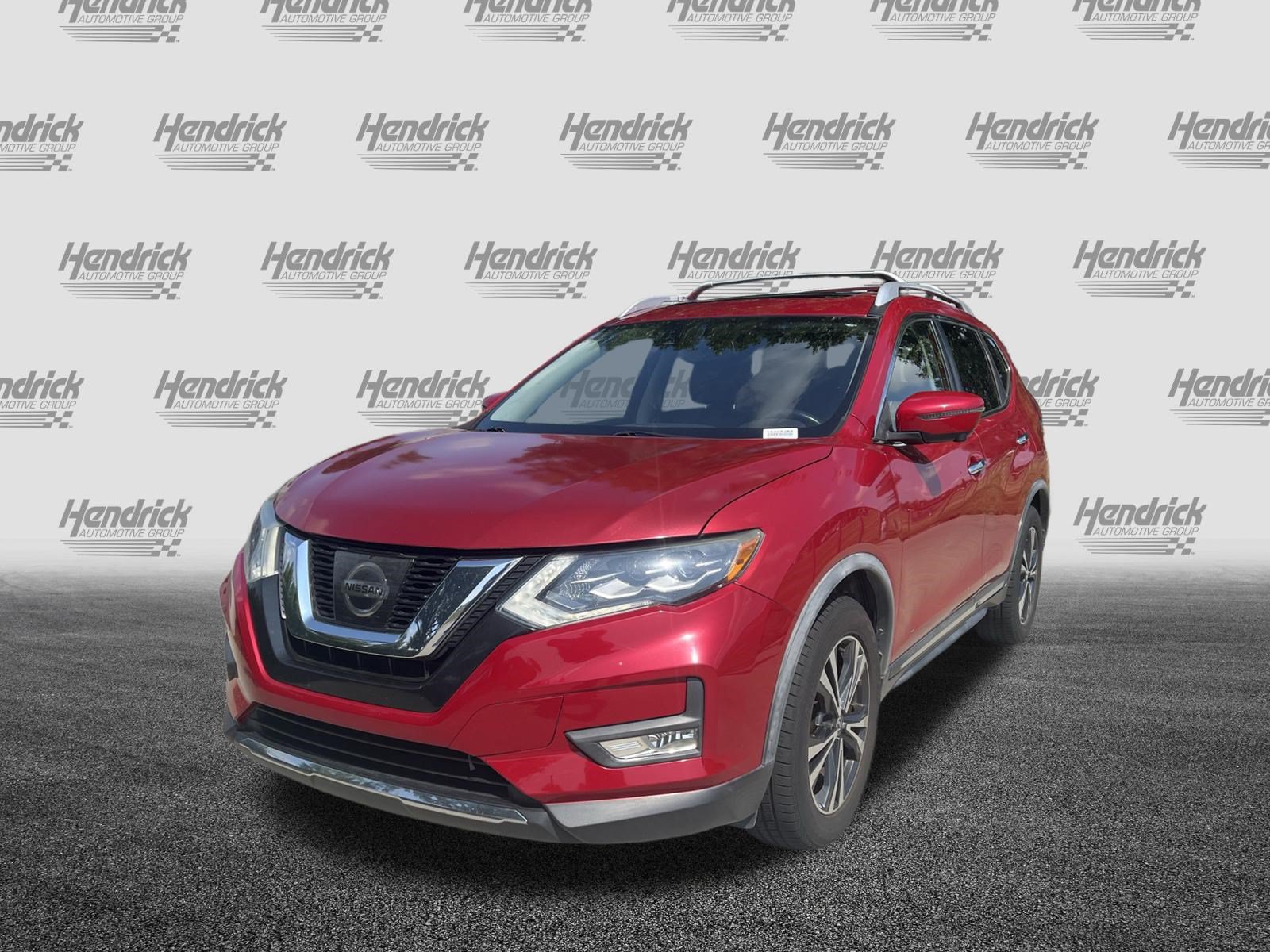 Used 2017 Nissan Rogue SL w/ SL Premium Package FWD image 2