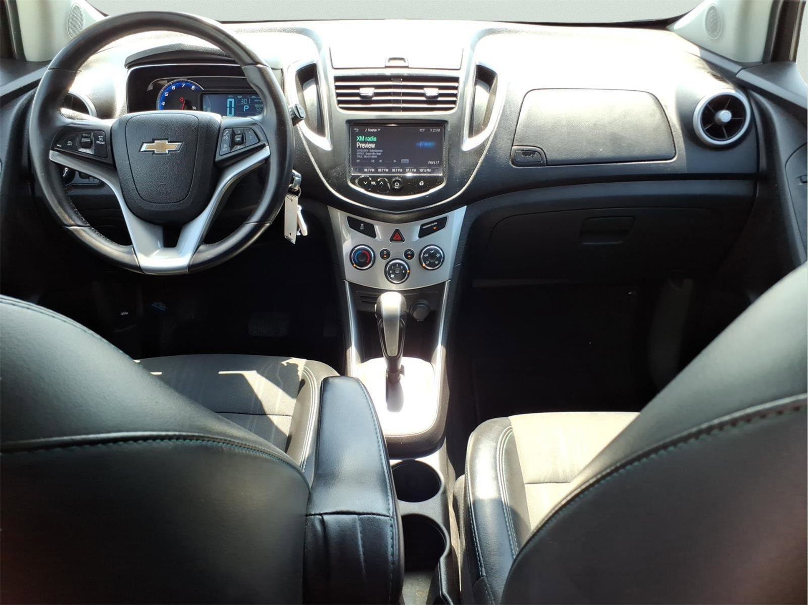Used 2016 Chevrolet Trax LT w/ LT Convenience Package FWD image 12