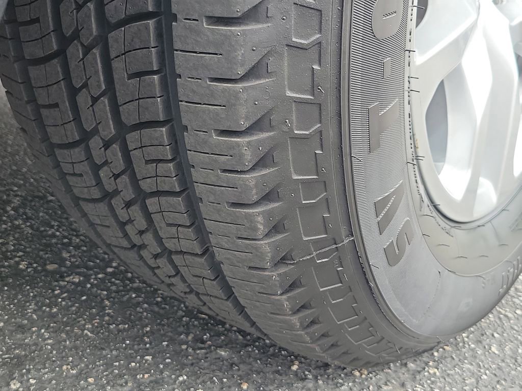 Used 2019 Chevrolet Silverado 1500 RST w/ All-Star Edition image 28