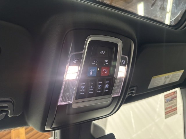 New 2025 RAM 1500 Laramie image 15