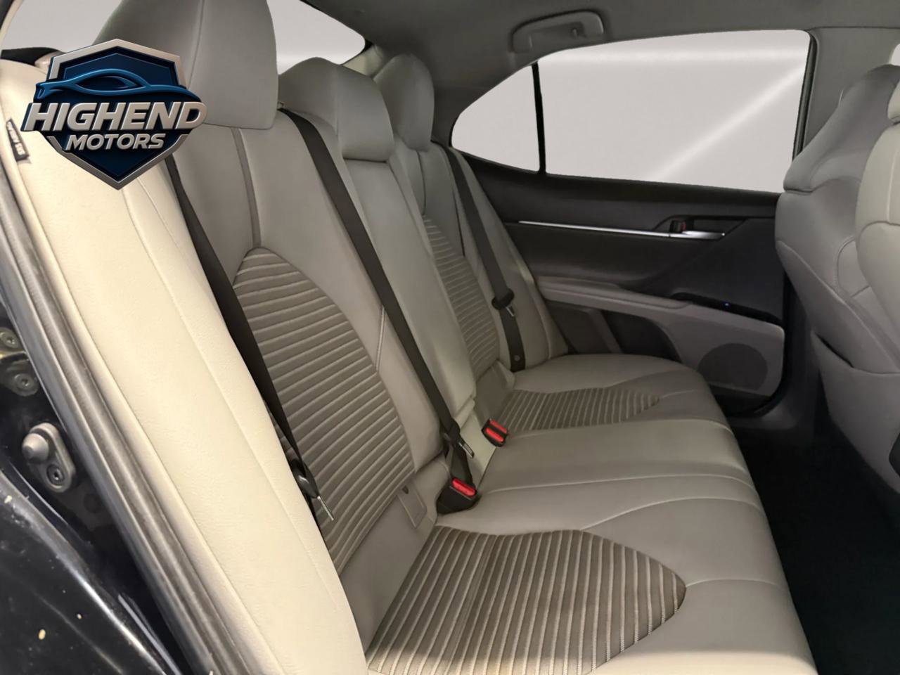 Used 2019 Toyota Camry SE image 18