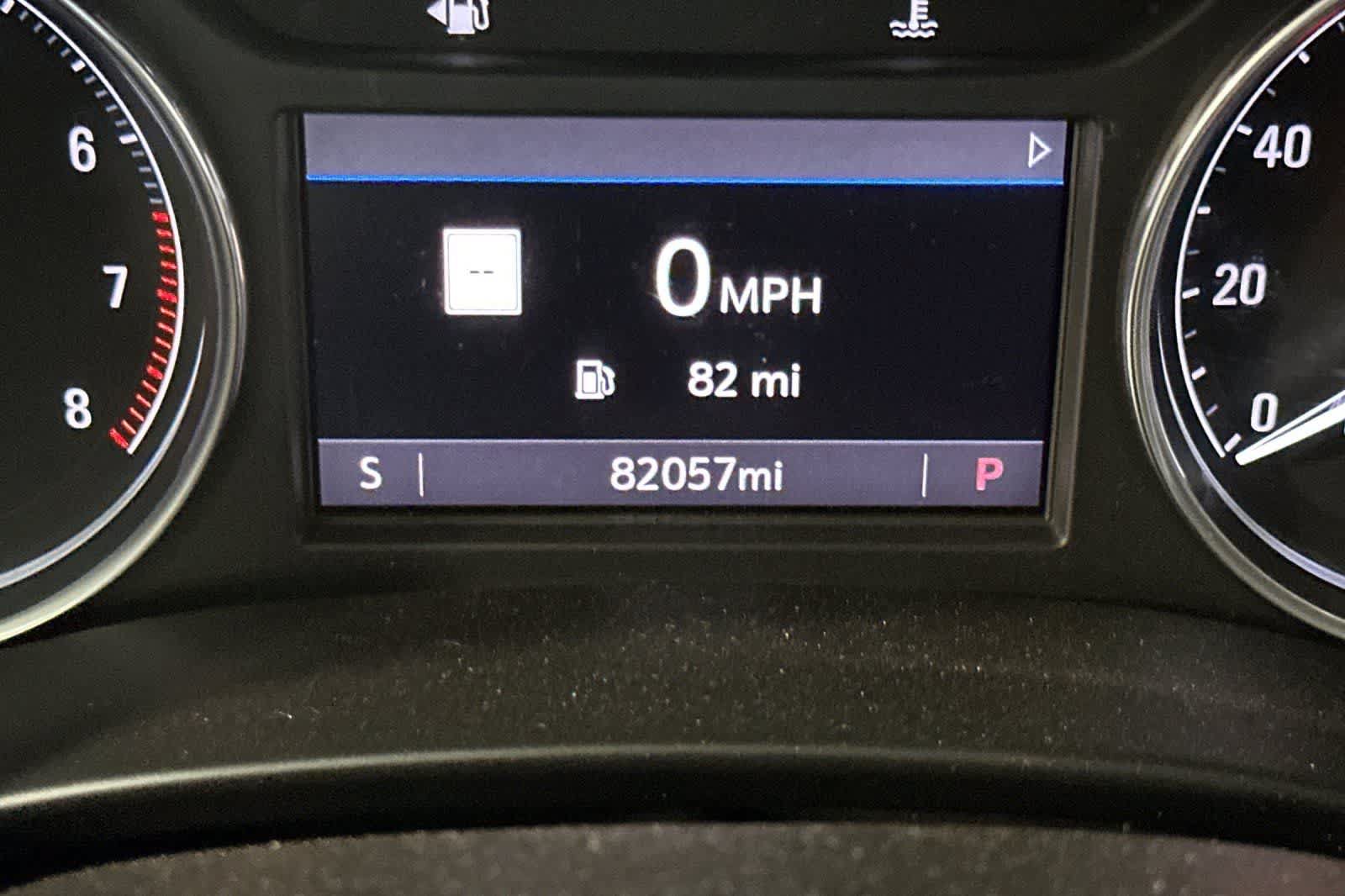 Used 2020 Buick Enclave Premium w/ Sun and Sites Package FWD image 29
