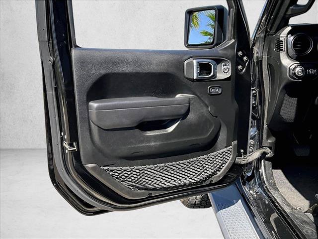 Used 2022 Jeep Gladiator Sport AWD/4WD image 17