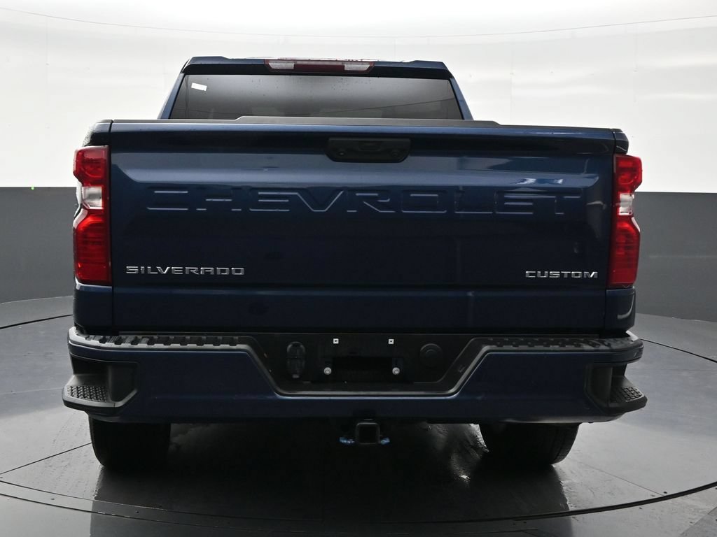 Used 2023 Chevrolet Silverado 1500 Custom RWD image 4