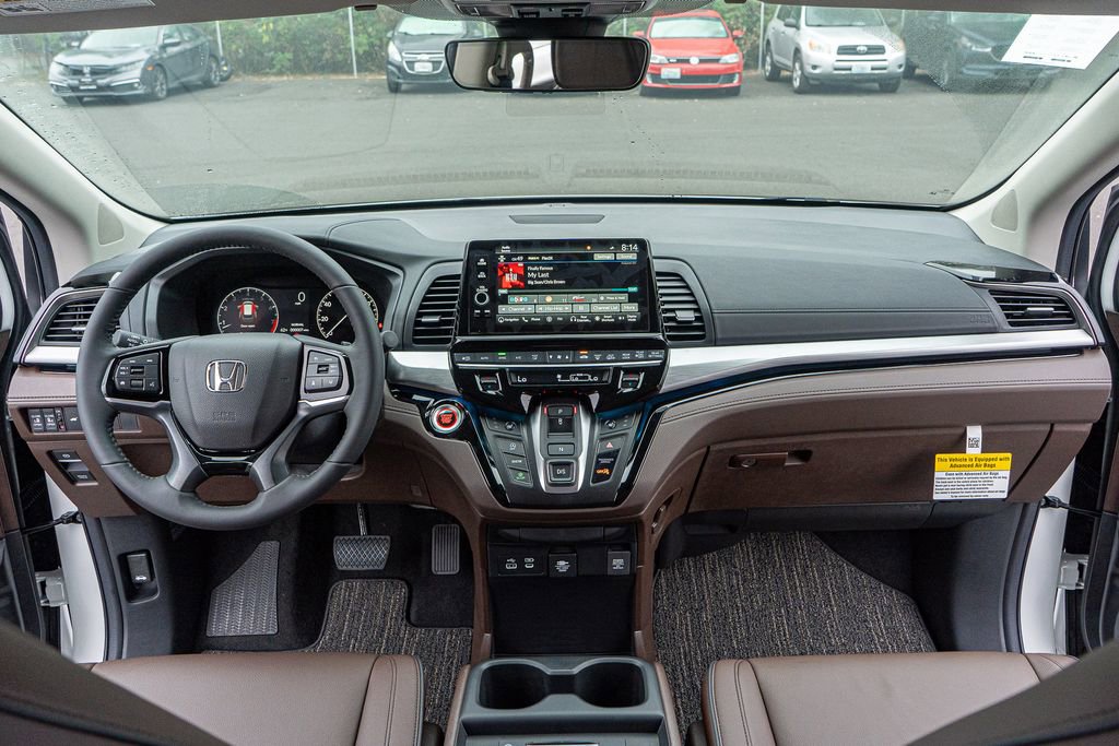 New 2026 Honda Odyssey Touring image 18