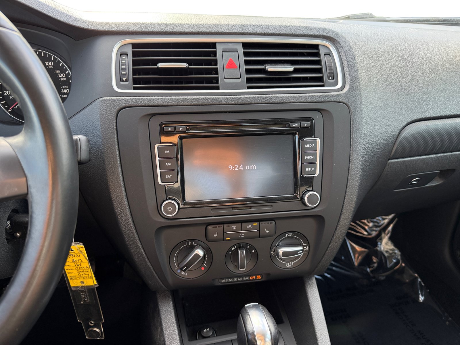 Used 2012 Volkswagen Jetta SE FWD image 12