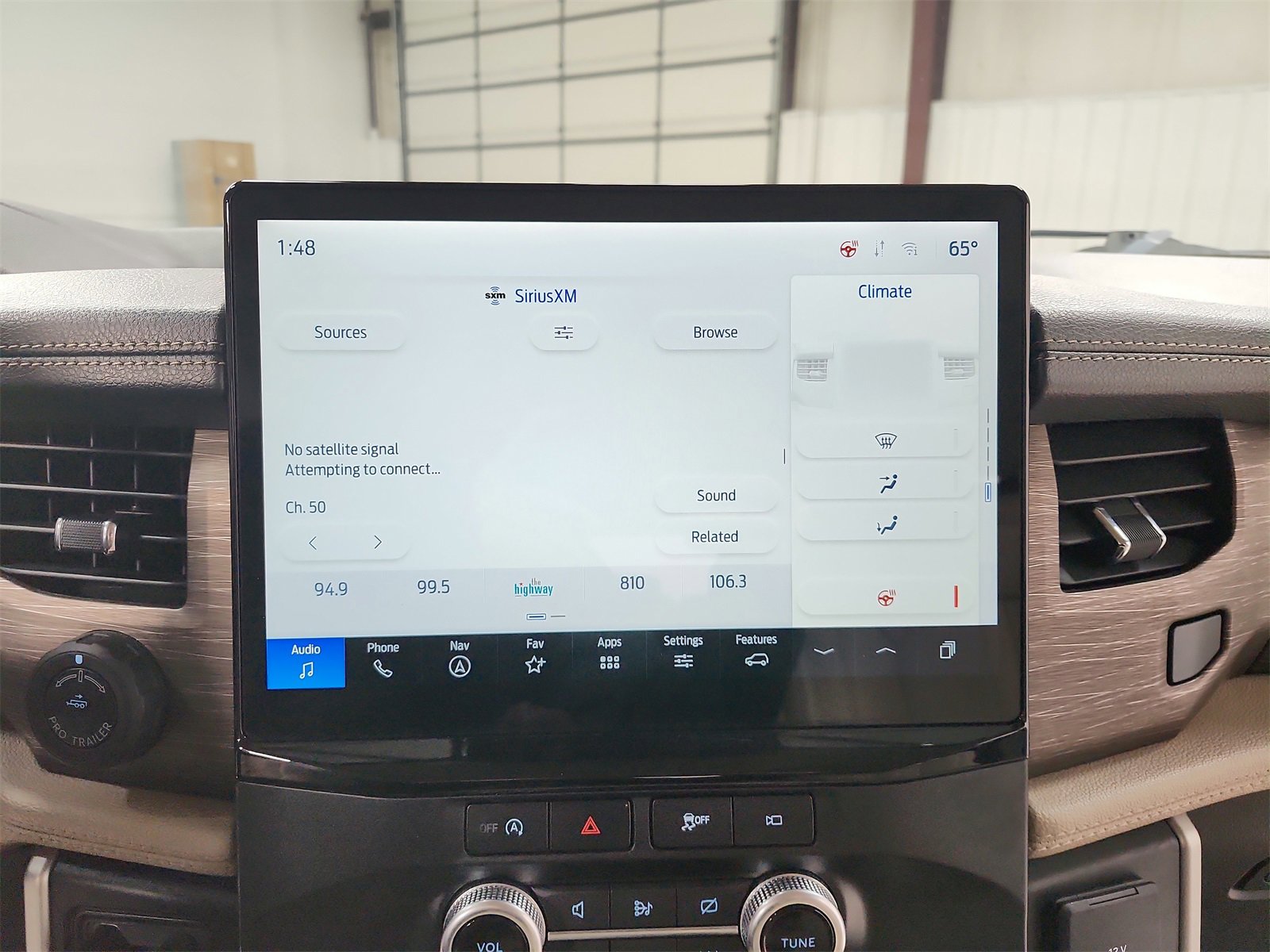 Used 2023 Ford Expedition Max Limited image 29