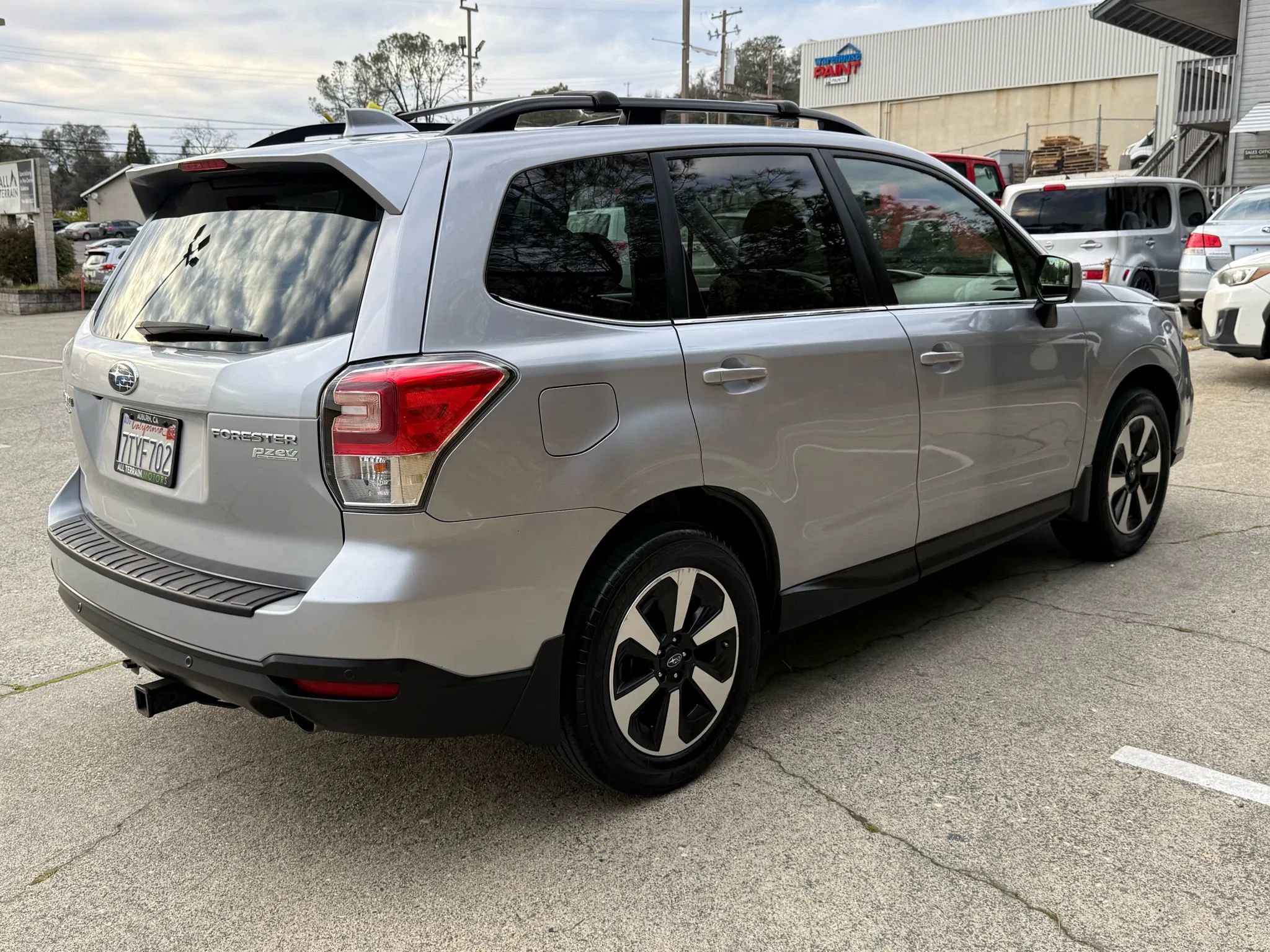 Used 2017 Subaru Forester 2.5i Limited image 9