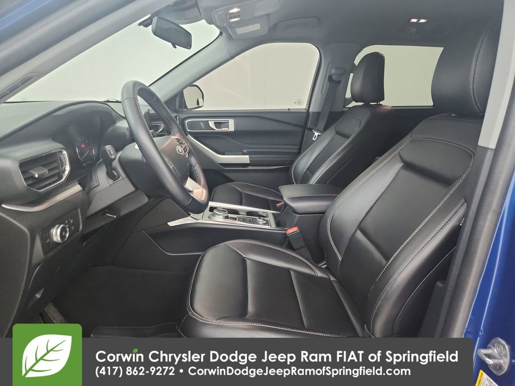 Used 2022 Ford Explorer XLT w/ Equipment Group 202A image 11