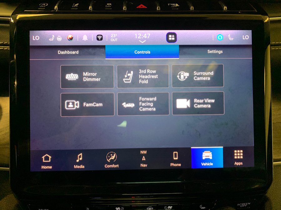 Used 2022 Jeep Grand Cherokee L Limited w/ Luxury Tech Group II AWD/4WD image 35
