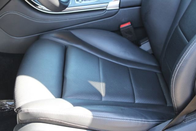 Used 2021 Mercedes-Benz GLC 300 image 31