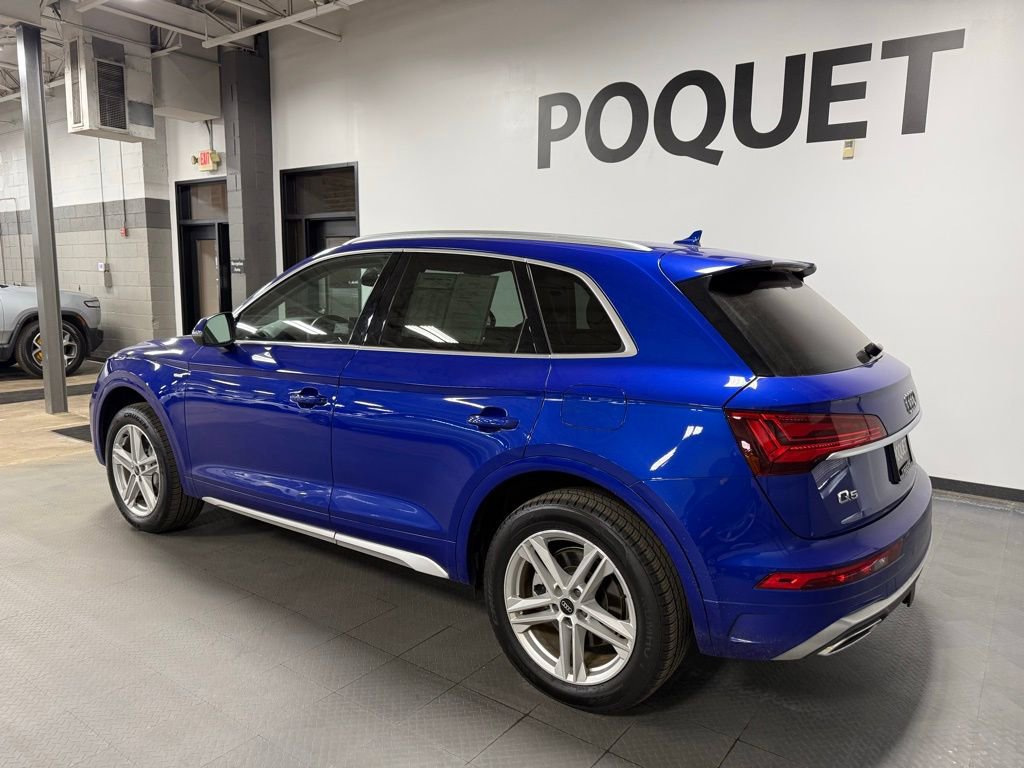 Used 2024 Audi Q5 e Premium Plus w/ Premium Plus Package image 6