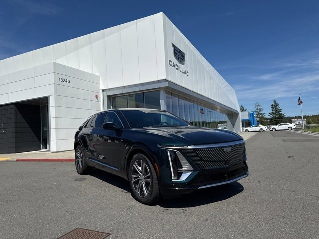 New 2025 Cadillac Lyriq Luxury