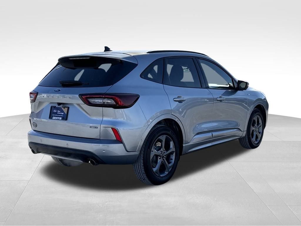 Certified 2023 Ford Escape ST-Line Select w/ Tech Pack #2 image 6