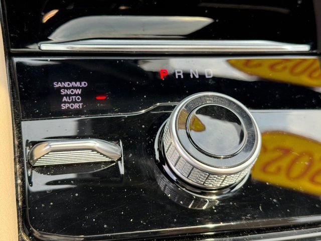 Used 2023 Jeep Grand Cherokee L Limited AWD/4WD image 34