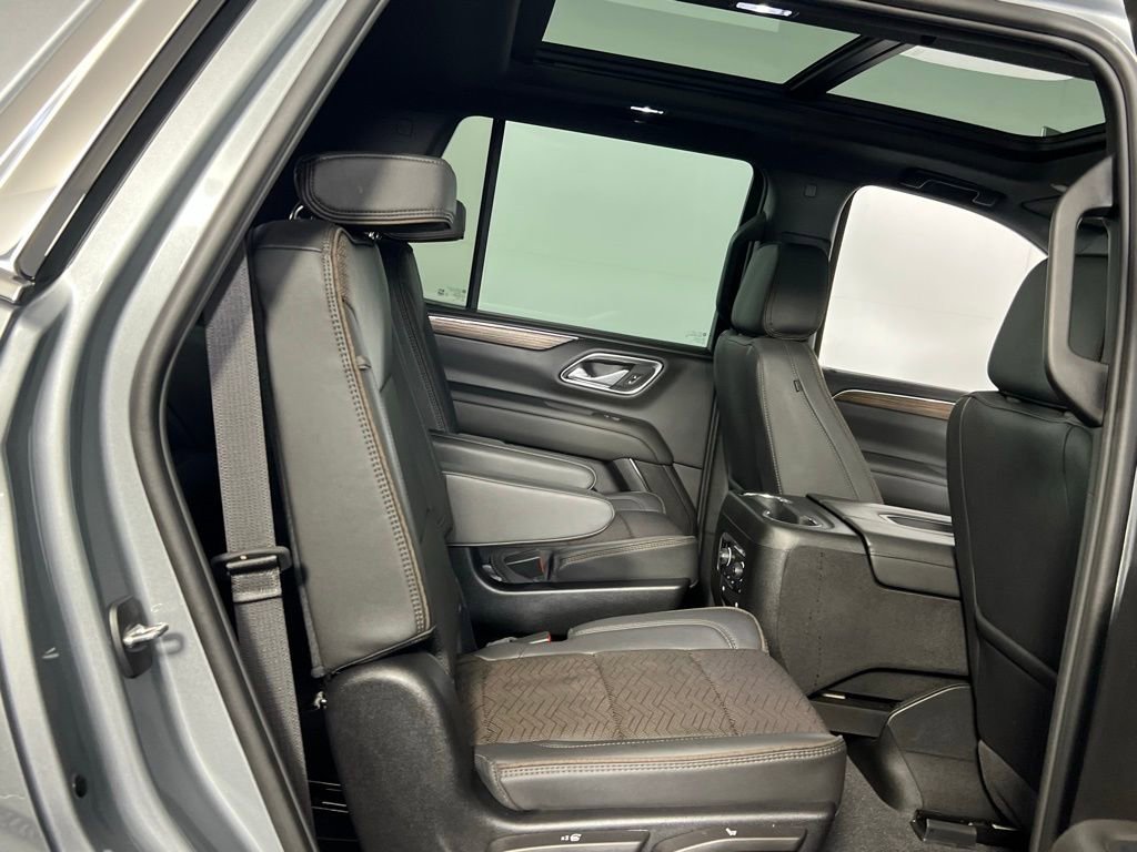 Used 2024 Chevrolet Tahoe High Country w/ Premium Package image 30