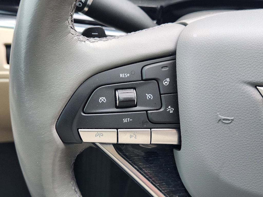 Certified 2023 Cadillac XT6 Premium Luxury w/ Technology Package image 31