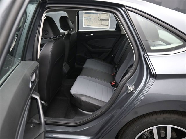 New 2026 Volkswagen Jetta SE image 11
