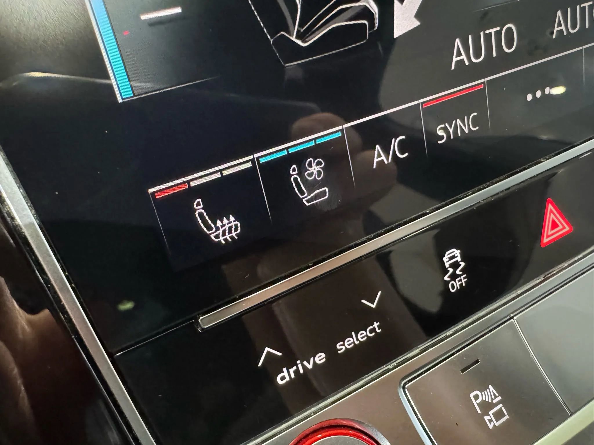 Used 2020 Audi SQ7 Prestige AWD/4WD image 23