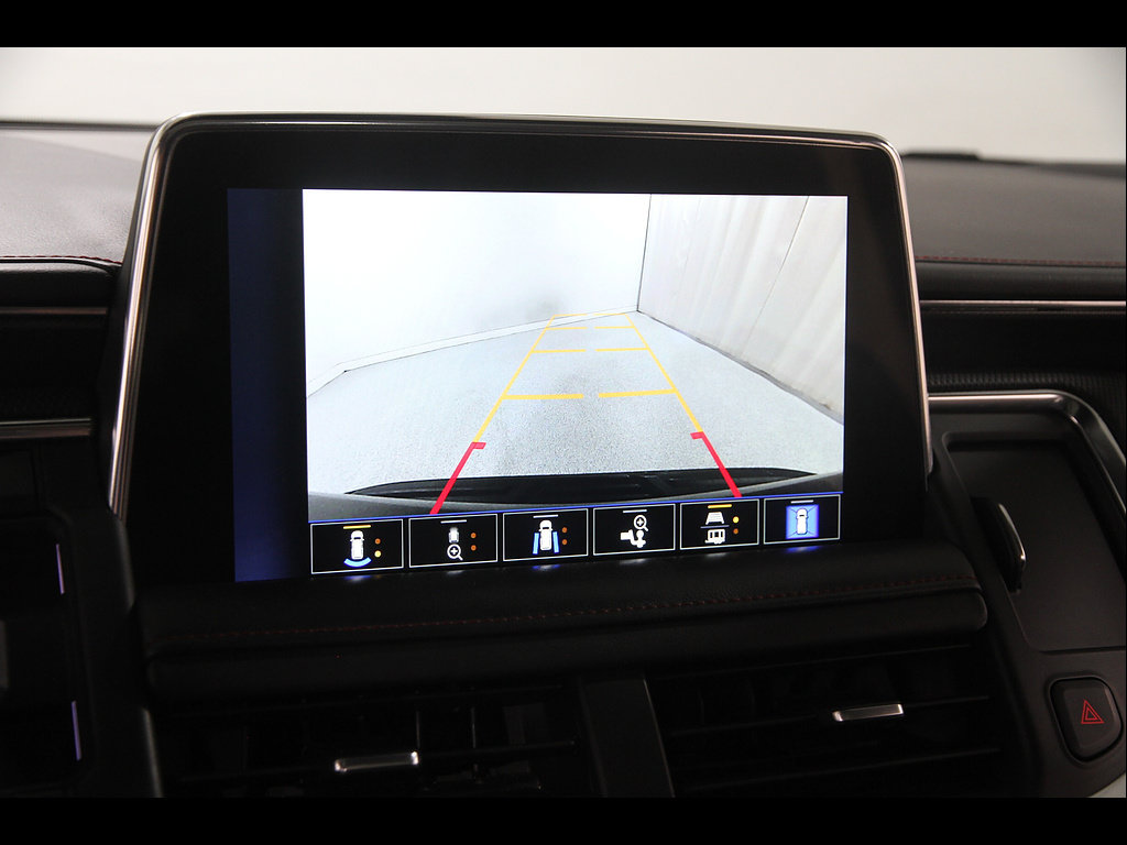 Used 2022 Chevrolet Suburban RST w/ Luxury Package AWD/4WD image 14
