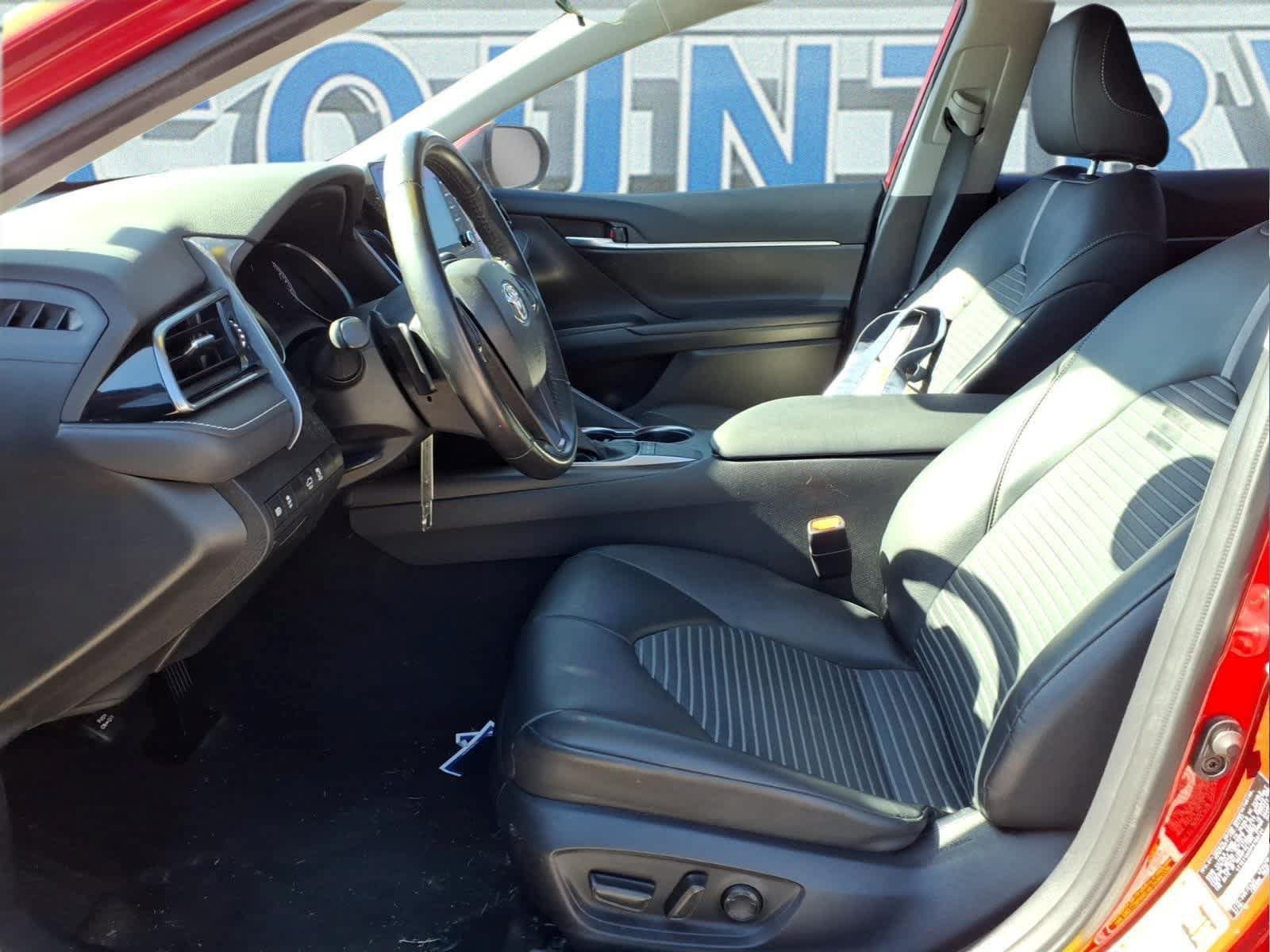 Used 2023 Toyota Camry SE FWD image 17