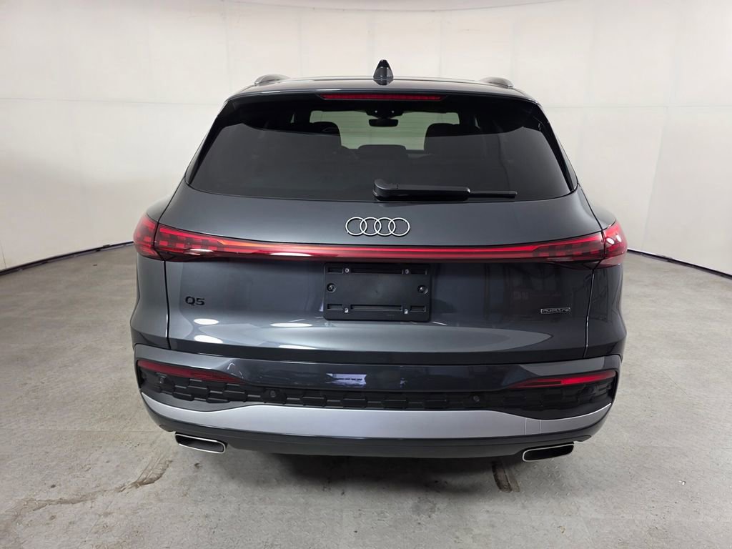 Used 2025 Audi Q5 Premium image 5