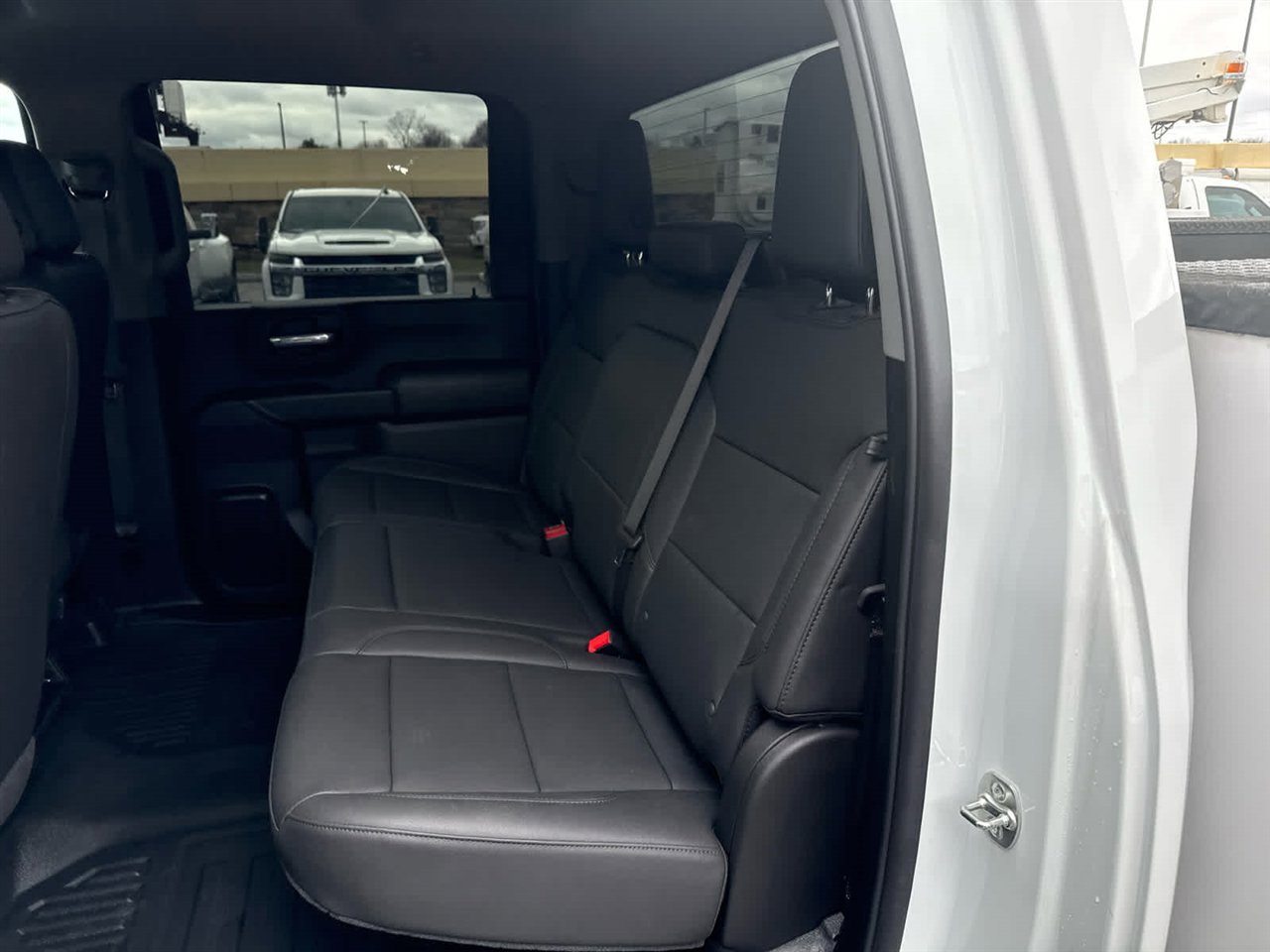 Used 2025 Chevrolet Silverado 3500 W/T w/ WT Convenience Package image 21
