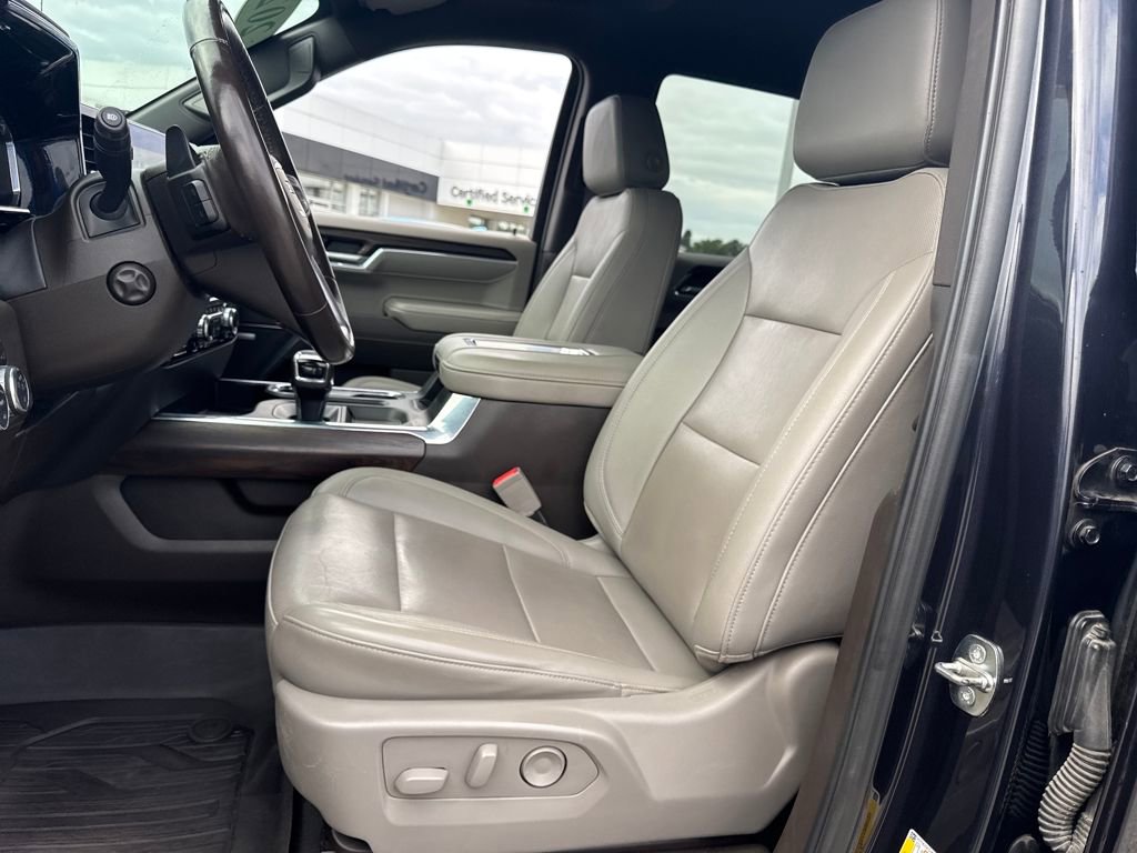 Used 2022 GMC Sierra 1500 SLT w/ SLT Premium Package image 17