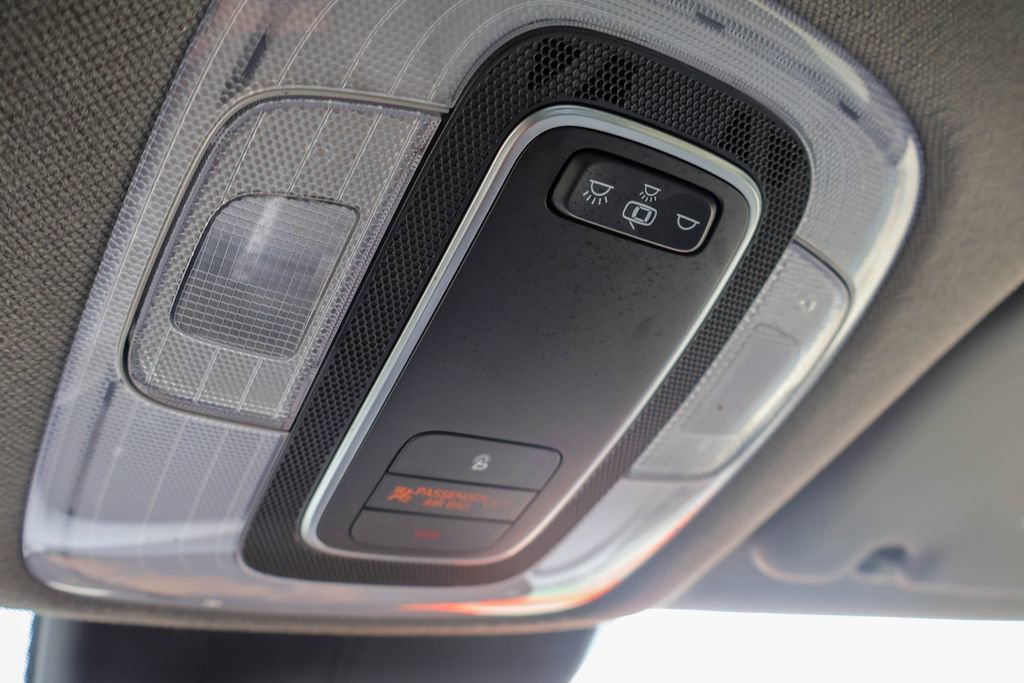 Used 2022 Hyundai Elantra SEL image 18