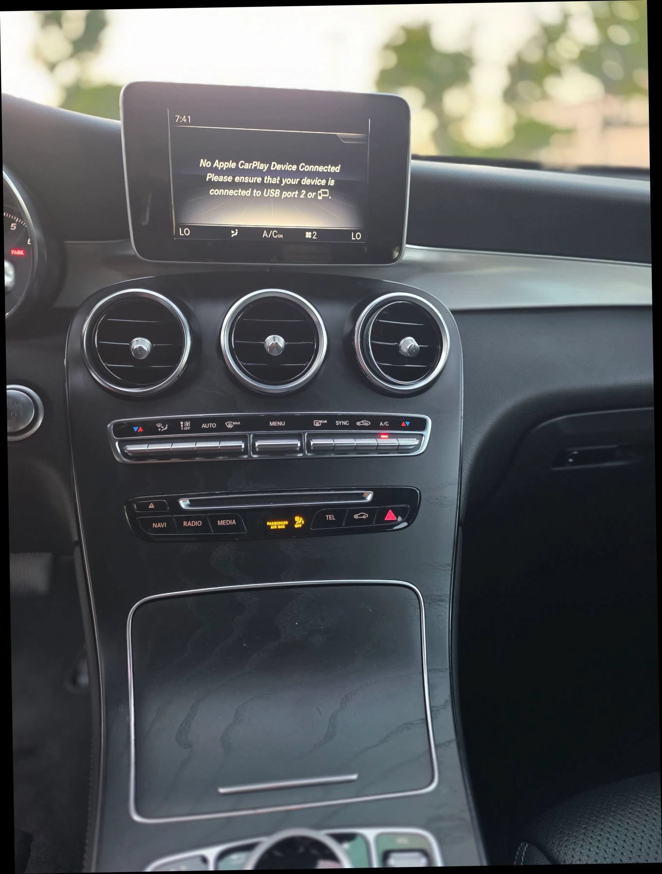 Used 2019 Mercedes-Benz GLC 300 w/ Premium Package image 22