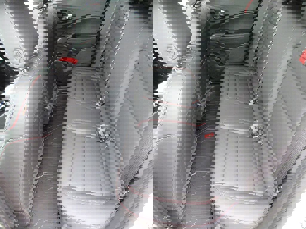 New 2026 Chevrolet Trax RS w/ Sunroof Package FWD image 13