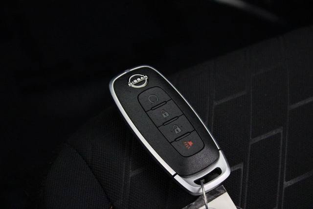 Certified 2024 Nissan Kicks SR FWD image 28