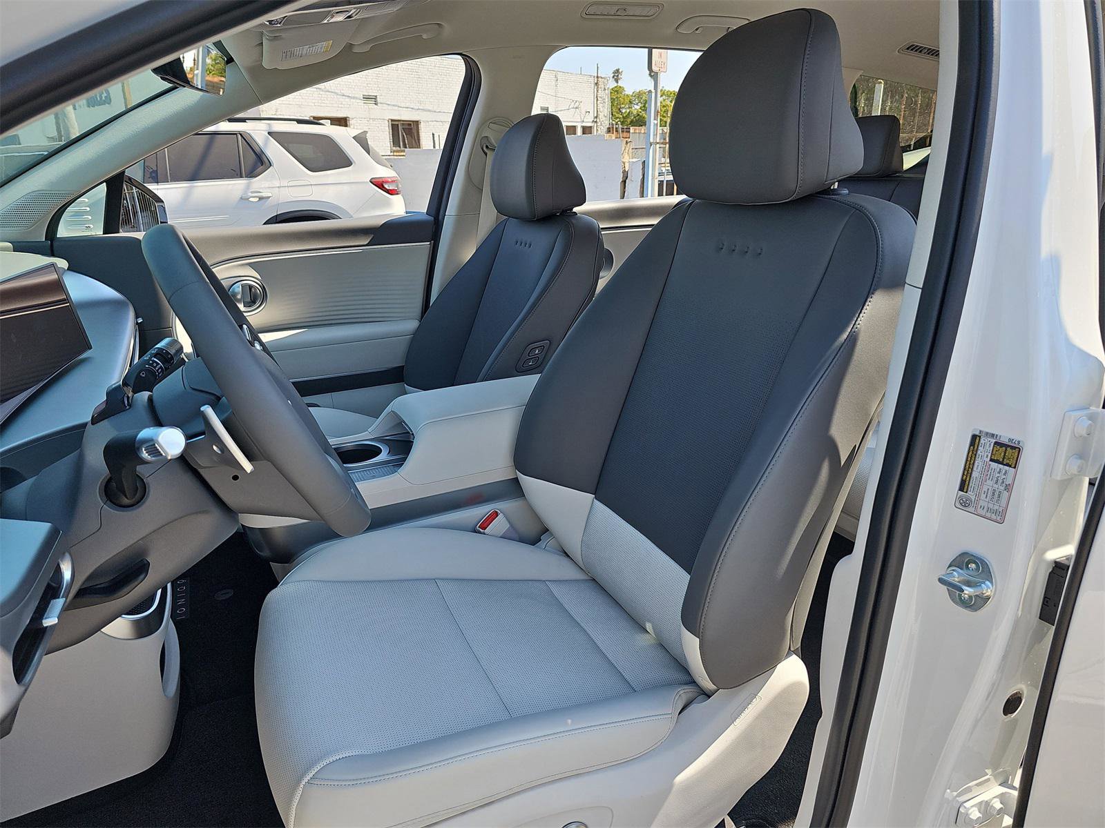 New 2026 Hyundai Ioniq 9 SEL image 17