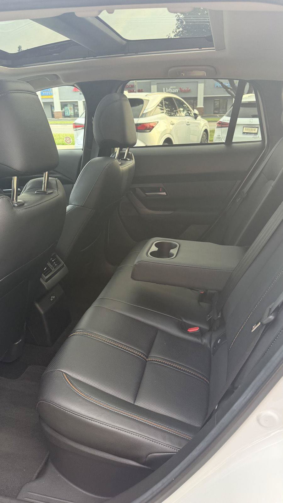 Used 2025 MAZDA CX-50 AWD 2.5 Hybrid w/ Premium Pkg image 33