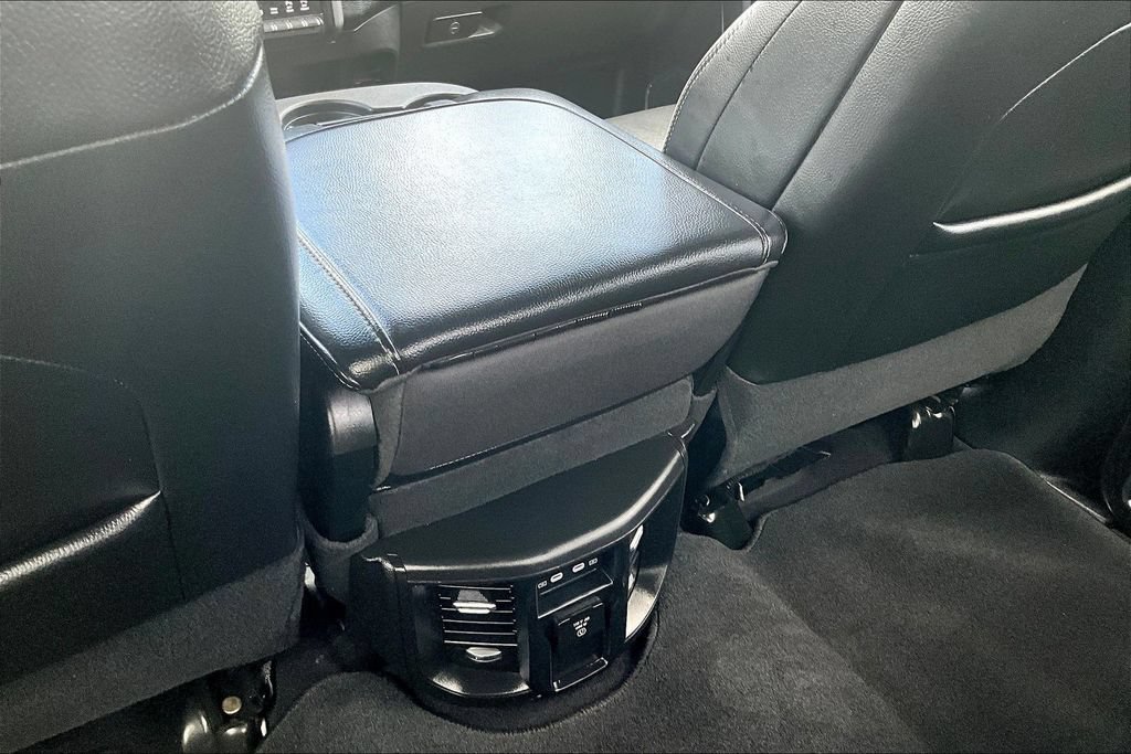 Used 2026 RAM 2500 Laramie AWD/4WD image 12