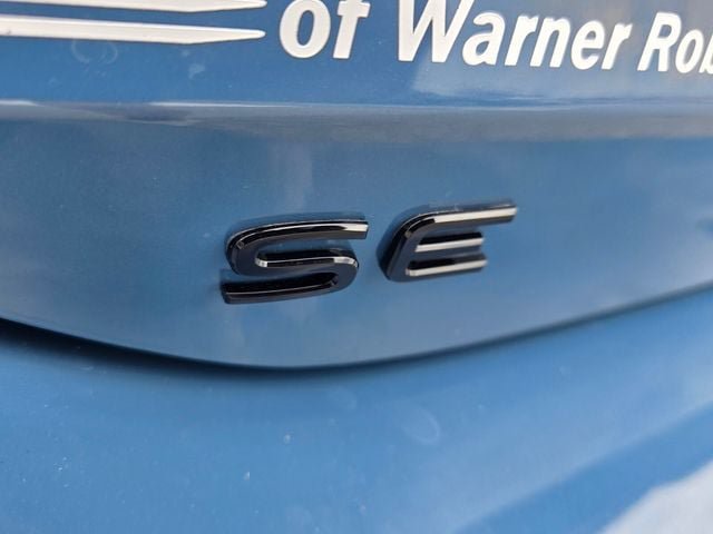 New 2026 Volkswagen Tiguan SE R-Line FWD image 11
