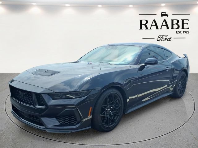 Used 2024 Ford Mustang GT Premium w/ GT Performance Package RWD image 4