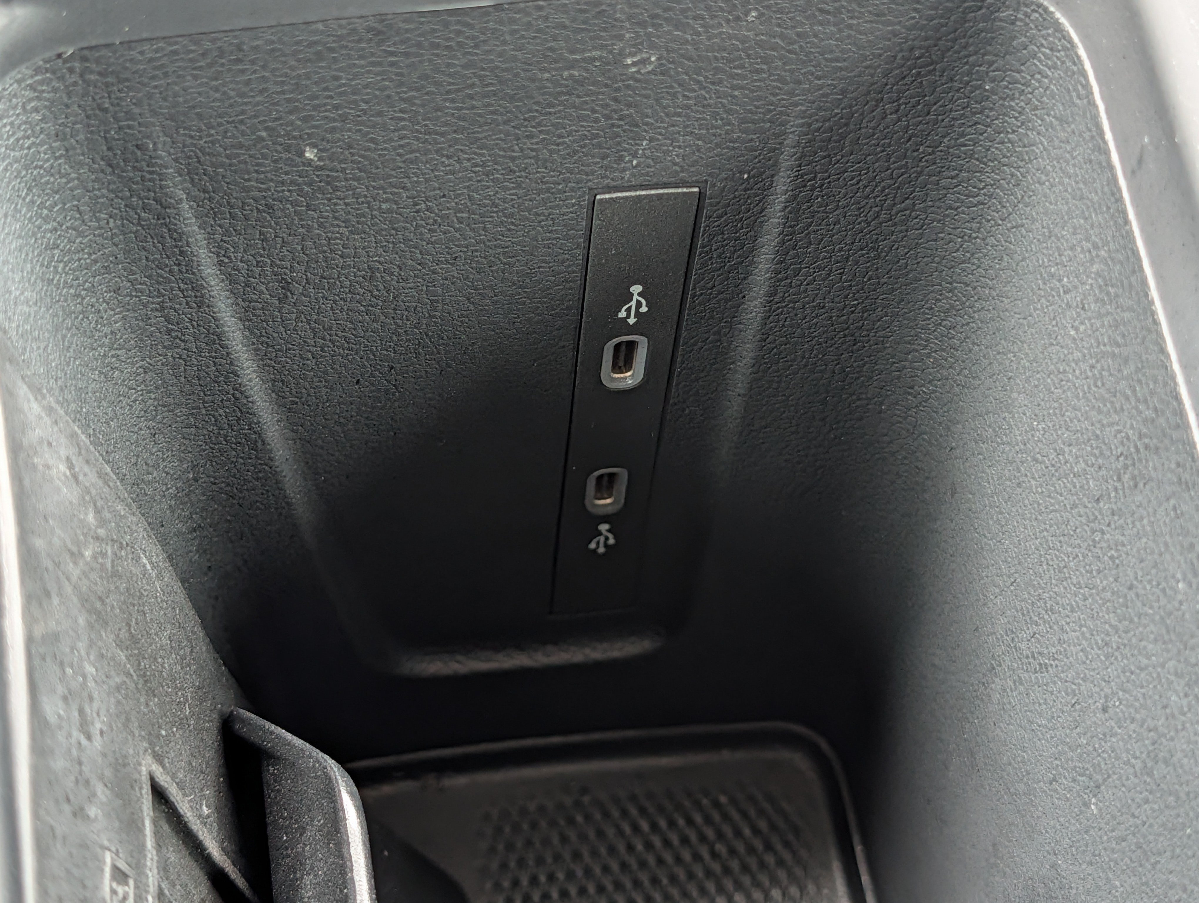 Certified 2026 Volkswagen Tiguan SE AWD/4WD image 29