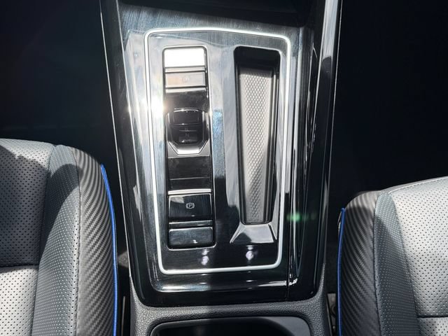 Certified 2024 Volkswagen Golf R AWD/4WD image 19
