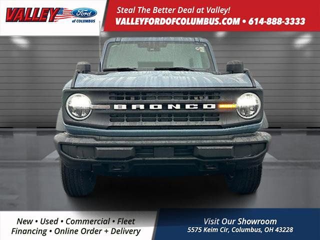 New 2025 Ford Bronco 2-Door image 2