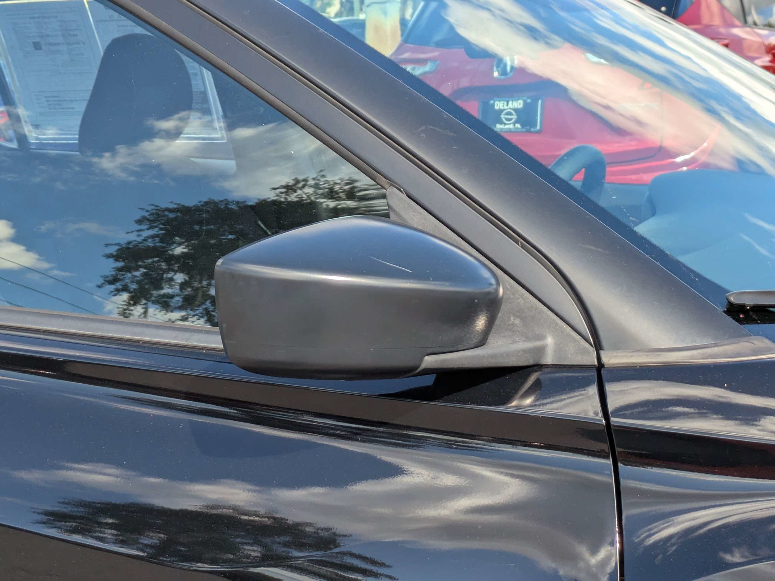 Used 2020 Nissan Kicks S FWD image 12